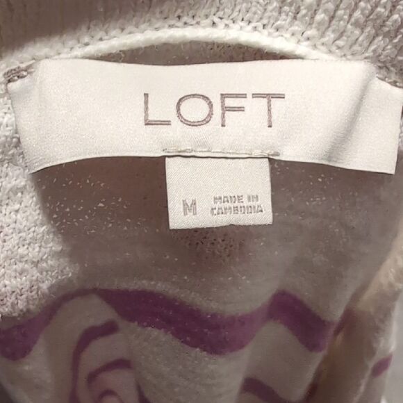 LOFT V-Neck Sweater White and Pink Striped - Picture 5 of 5